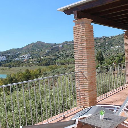 Stay In Huetor, Rural Tourism In The Heart Of Andalusia Vinuela Exterior photo