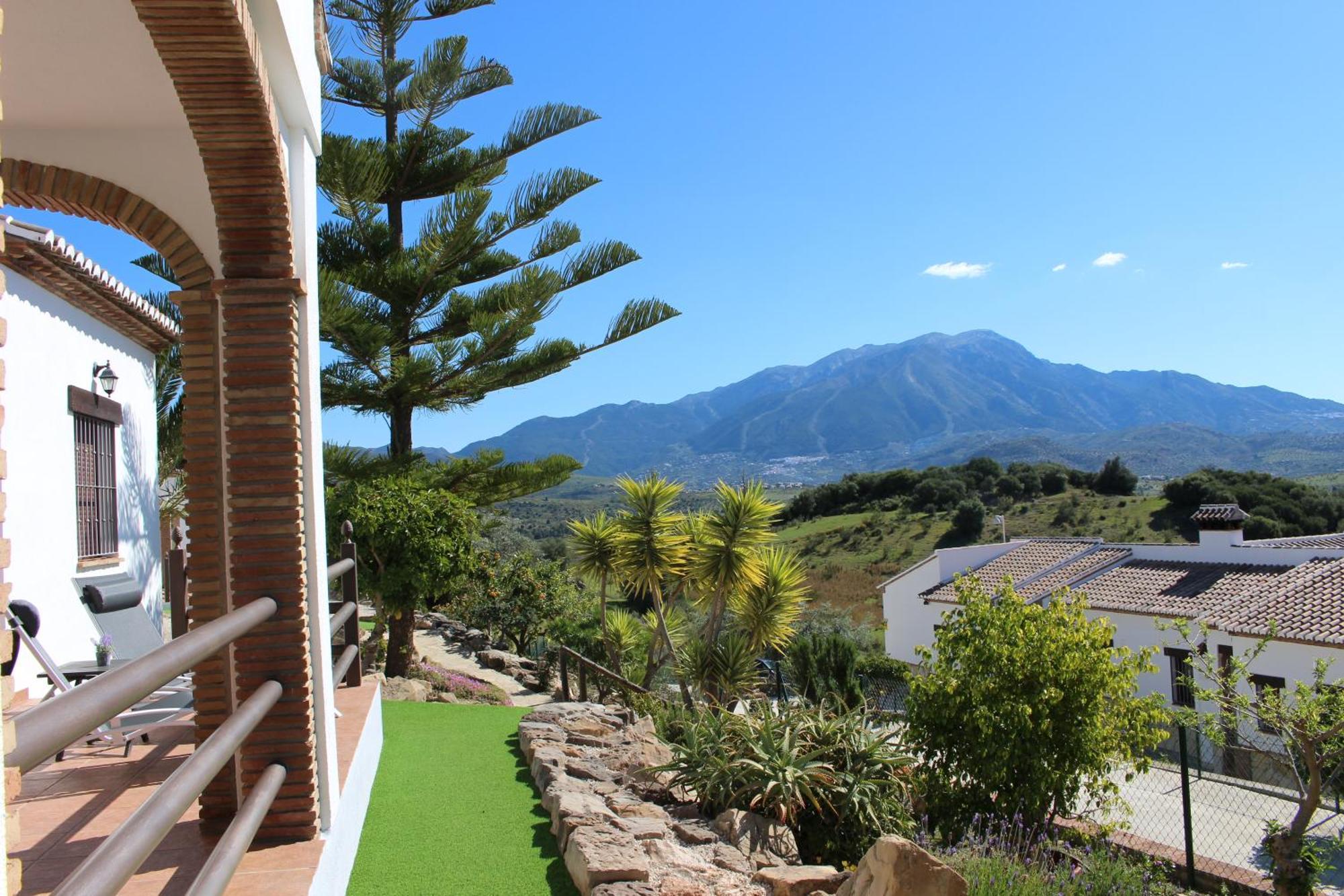 Stay In Huetor, Rural Tourism In The Heart Of Andalusia Vinuela Exterior photo